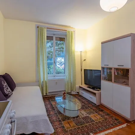 Gaestezimmer Plaenke Lejlighed *